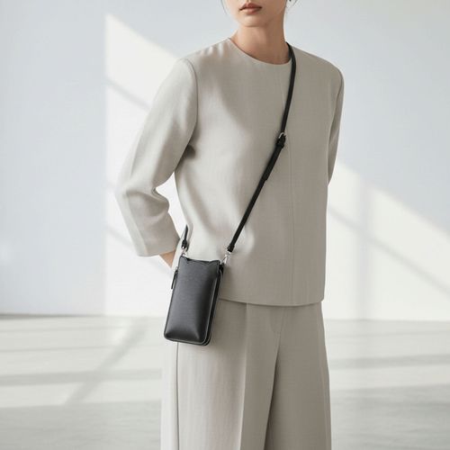 4582652133962







Ｍ’ｓ　ｄｅｓｉｇｎ
MACARONIC STYLE ネコ型スマホショルダーバッグ