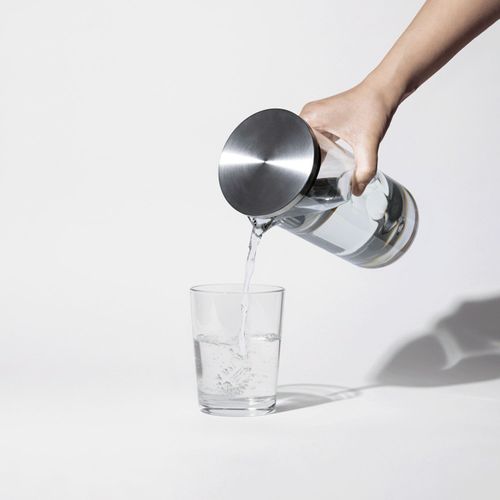 4573306873037







シービージャパン
CB JAPAN LOG 耐熱ガラスウオータージャグスリム1リットル