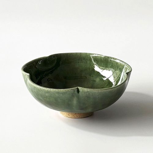 MH-84



不動窯
織部輪花小付