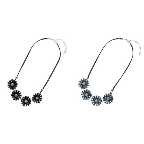 ジェノバ
フラワーネックレス