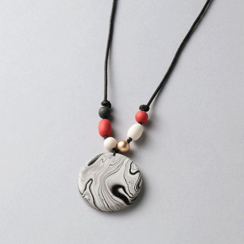 4582640640267







東京かんかん
ウッドマーブルトップネックレス