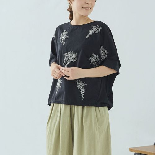 ノンノ
れんげ ノンノ 和花刺繍ドルマンブラウス