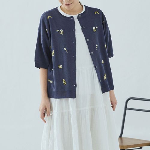 ノンノ
cloudnine 花刺繍入りニットカーディガン