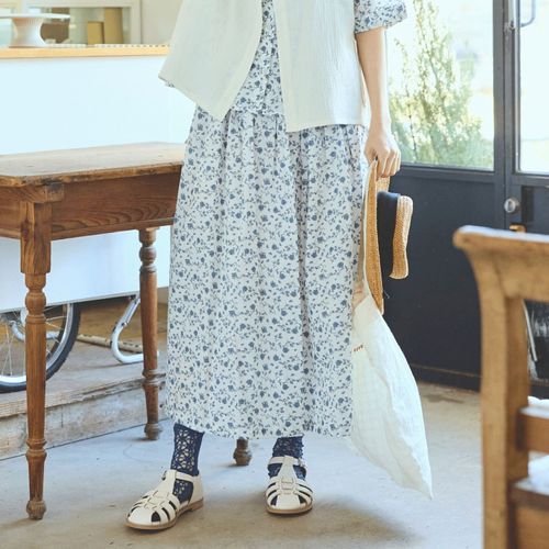 ノンノ
cloudnine 60キャンブリック花柄pt8分丈スカート