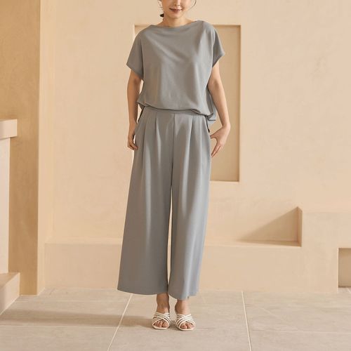 パレ・フタバ
Reginetta 涼しやドライワッフル・チュニックT