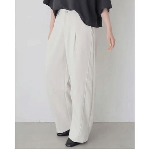 三澤
vingtrois スウェットカーブスラックス