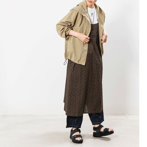 4582603521275







ノースオブジェクト東京
Northern Truck フラワープリントキャミワンピース