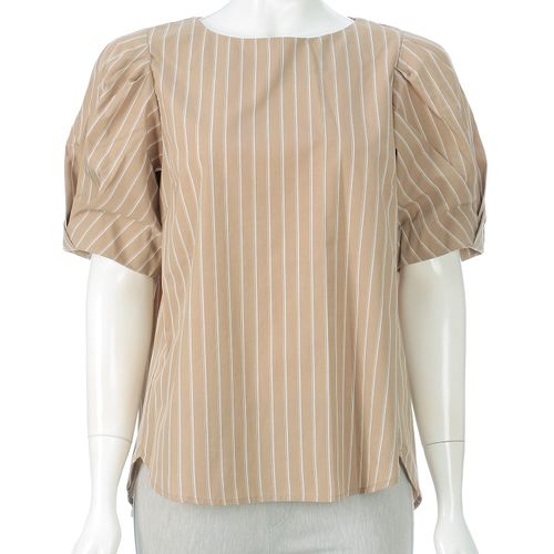 外与
ストライプブラウス