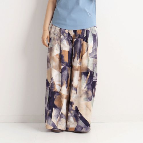 オンアンドオン
MAFRAIS フラワープリントタックスカーチョ