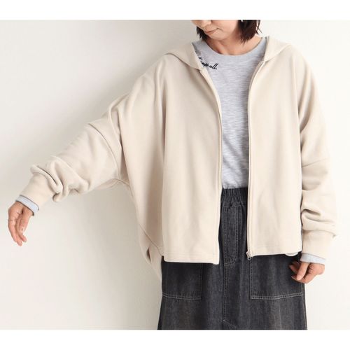 オンアンドオン
le colis TC裏毛ドルマンフードZIPパーカー