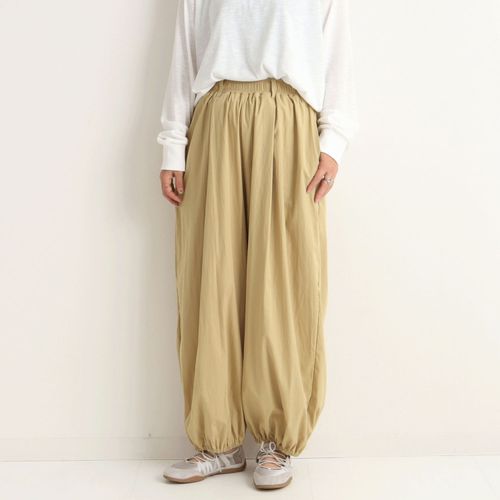 オンアンドオン
le colis ナイロンヴィンテージギャザーバルーンパンツ