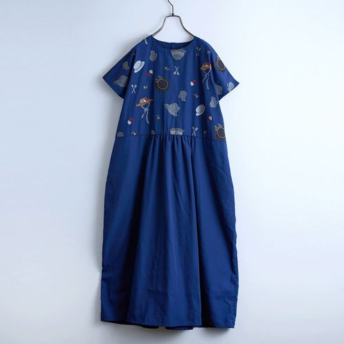 ドライブ
Emago いろんな帽子刺繍ワンピース