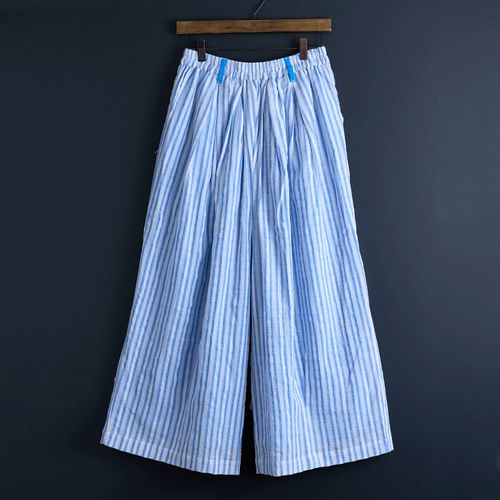 ドライブ
Emago 透かし刺繍ストライプパンツ