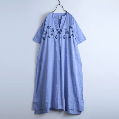 ドライブ
Emago 花刺繍ワンピース