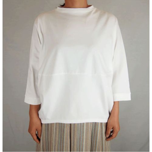 ジプシーブルー
GIPSY BLUE 綿シルケットコクーンTシャツ