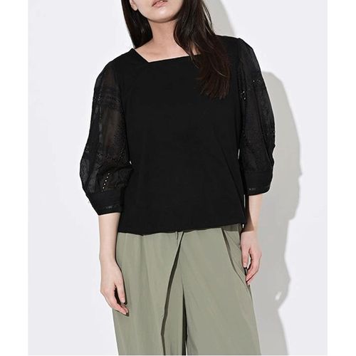 あむう
akane 袖レーススクエアTOPS