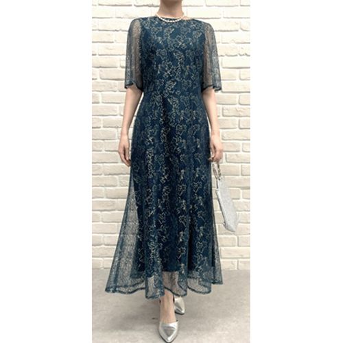 ホワイトジョーラ
Replete ラメレースワンピース