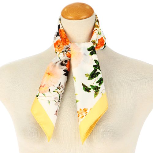 東京毛織
両面プリントフラワースカーフ 70×70