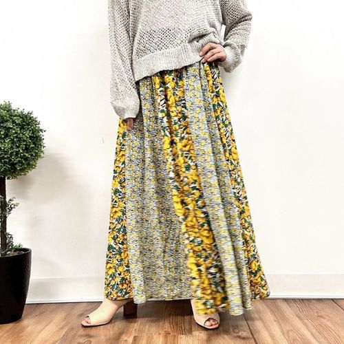 クリーク
MONiLE 大花＆小花コンビロングスカート