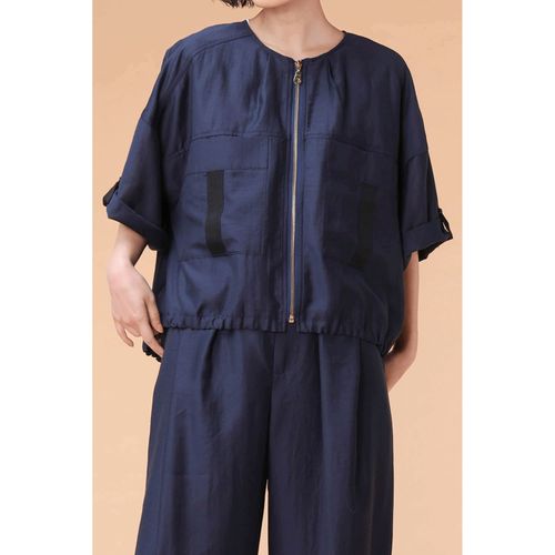 ピースフルベーシス
trois ブルゾン