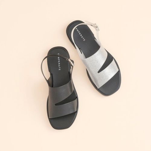 シックスティフォー
TEMPERATE HOLS SPARKLE ラメサンダル