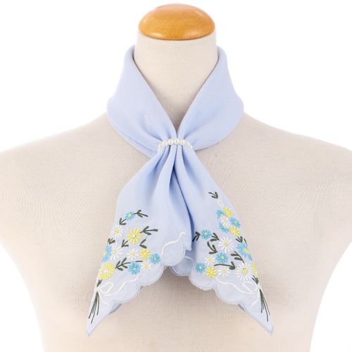 ソレイユ
リング付刺繍スカーフ 花束