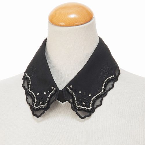 ジェノバ
ビーズ刺繍つけ襟