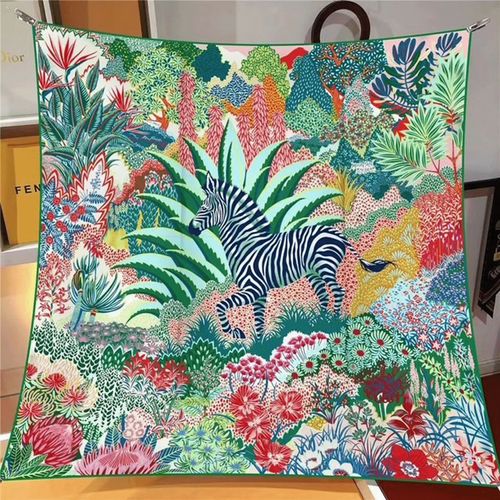 ジェノバ
大判プリントツイルスカーフ 90×90