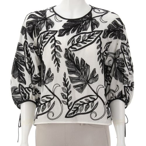 一珠
KOKIA ボタニカル刺繍ブラウス