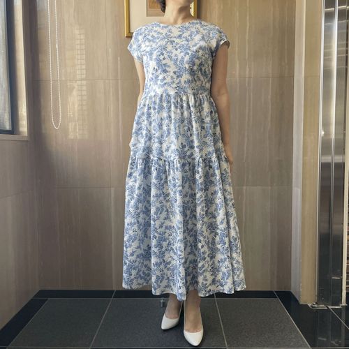 一珠
KOKIA ミラクルウェーブフラワープリントワンピース