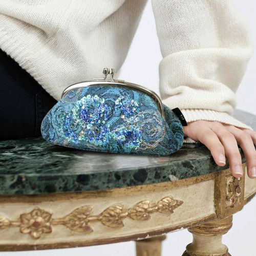 はちや
Think Bee！ネバーエンディングブルーローズ口金ポーチ