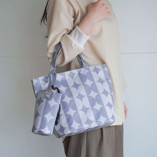 ラルジュ
ドット柄保冷ボトル付バッグ