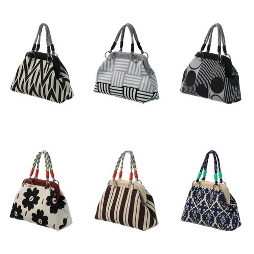 ジェノバ
柄物がま口型ニットバッグ