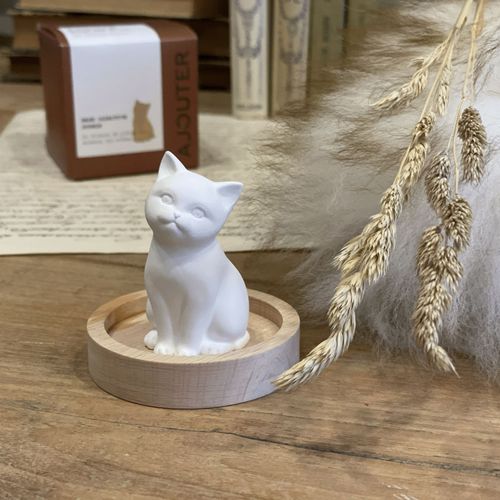 4994228032805



8054ﾈｺ



イー．エフ．インターナショナル
アジュテ パルファンオブジェ ネコ