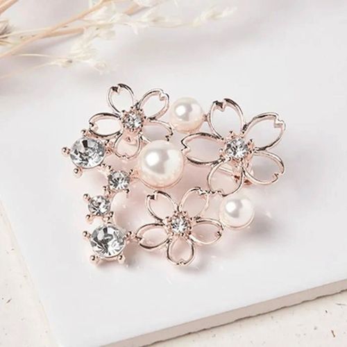 4573608920385







フラワーリング
桜 パール×ビジューブローチ