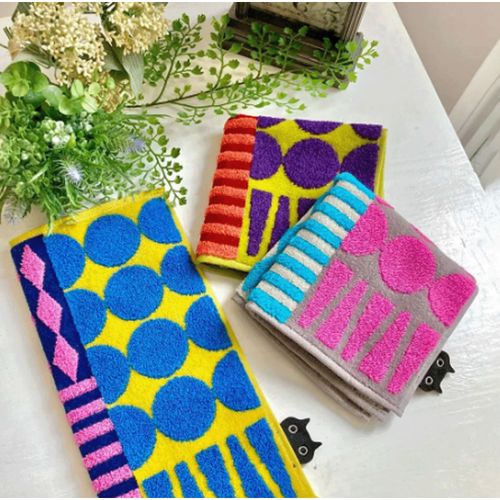 ら．むりーず
マタノアツコ タオルハンカチ パッチワーク