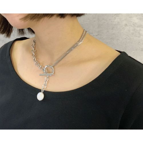 ケリーコーポレーション
Anna Kerry パールチェーンネックレス