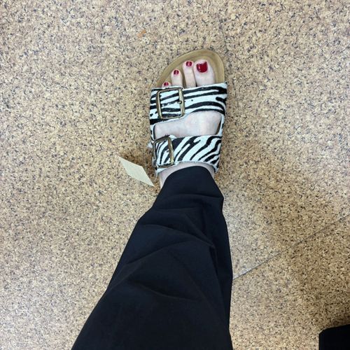 IMPEX JAPAN
LA VIDA ES BELLA インポートサンダル