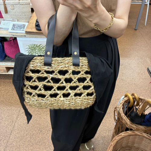 IMPEX JAPAN
TARANGO HOGLA インポートカゴバッグ