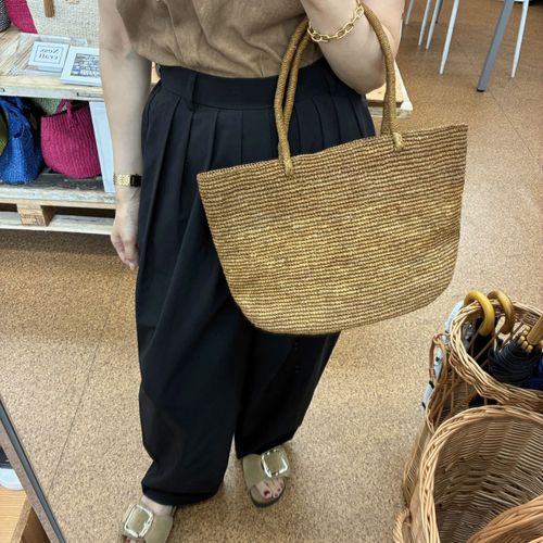 IMPEX JAPAN
IVAHONA インポートカゴバッグNO．2