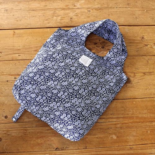 E87TA12



タスマンインターナショナル
ブルーキャリコ柄エコバッグ