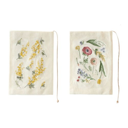 4530254184950







ケー．イー．アイ
刺繍ブックカバー