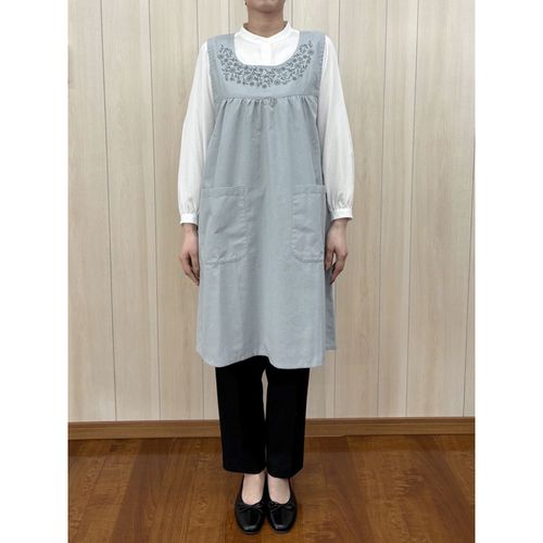 トレンディー
ECRU 刺繍ギャザー入りエプロン