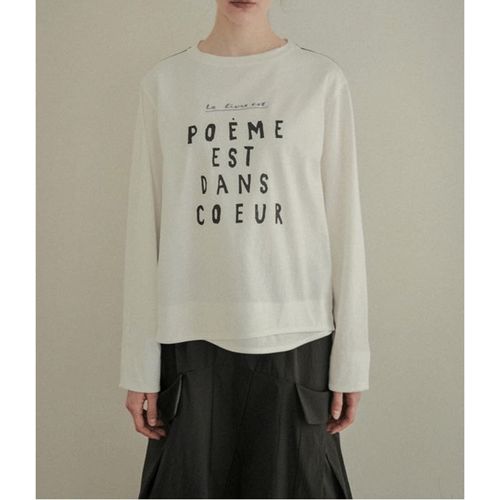 あむう
akane 詩は心の中にTシャツ