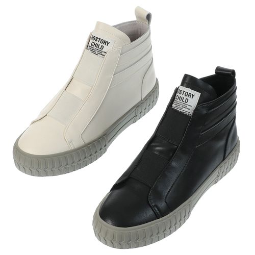 キタ
ROSTORY CHILD レザーハイカットスニーカー 3008