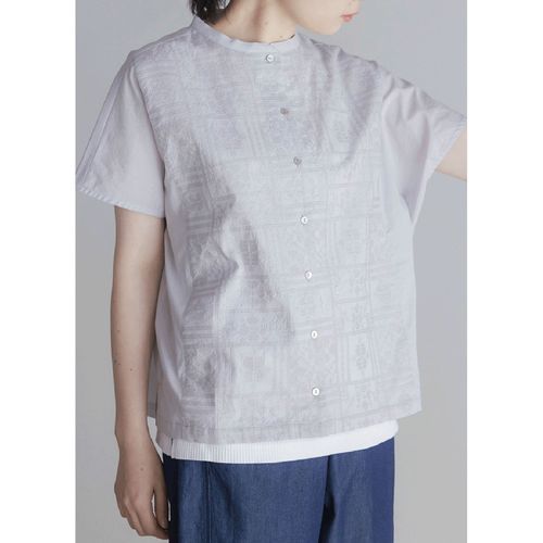 4582603527451







ノースオブジェクト東京
LILASIC クロスステッチ刺繍スタンドカラーブラウス