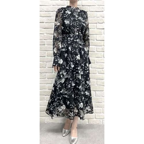 ホワイトジョーラ
Replete 花柄ワンピースドレス