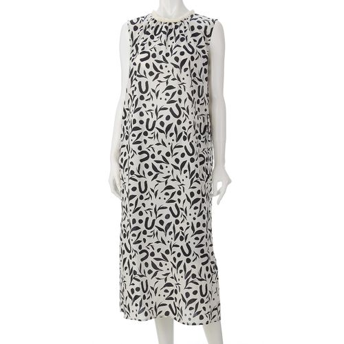 三澤
ボタニカルプリントワンピース