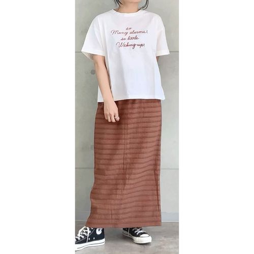 ク・ラッチ
AUG 袖ロールスヌーズTEE