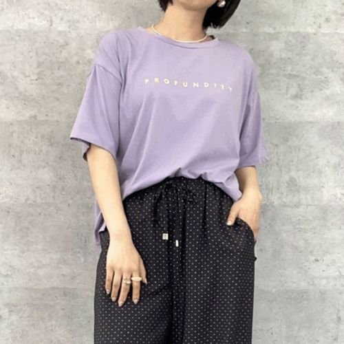 ケリーコーポレーション
Anna Kerry メタリックロゴTシャツ